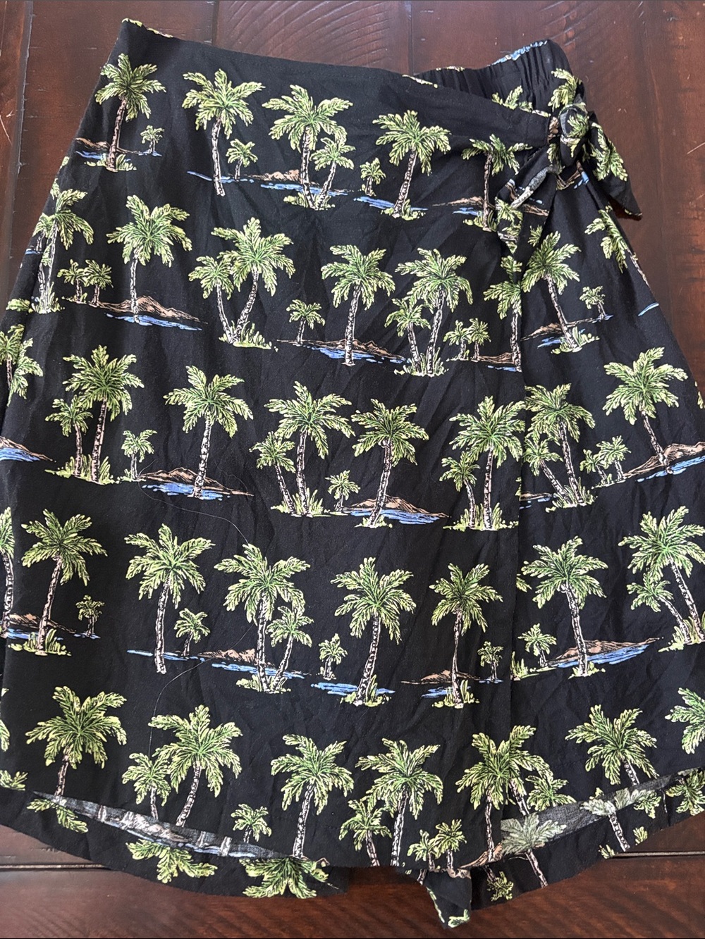 Fun,Tropical Print Short Rayon Skort by Weekend Clothesline Size S